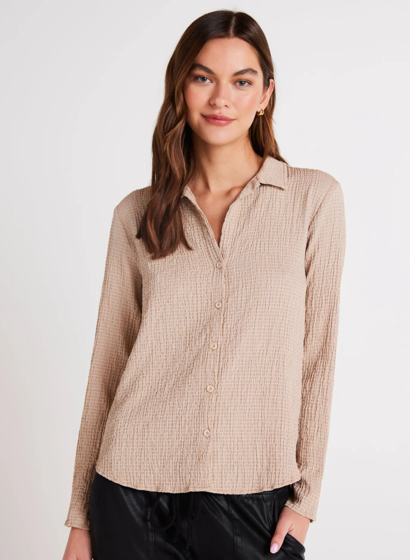 Bella Dahl Clean Button Front Shirt - Light Oak- Button Down