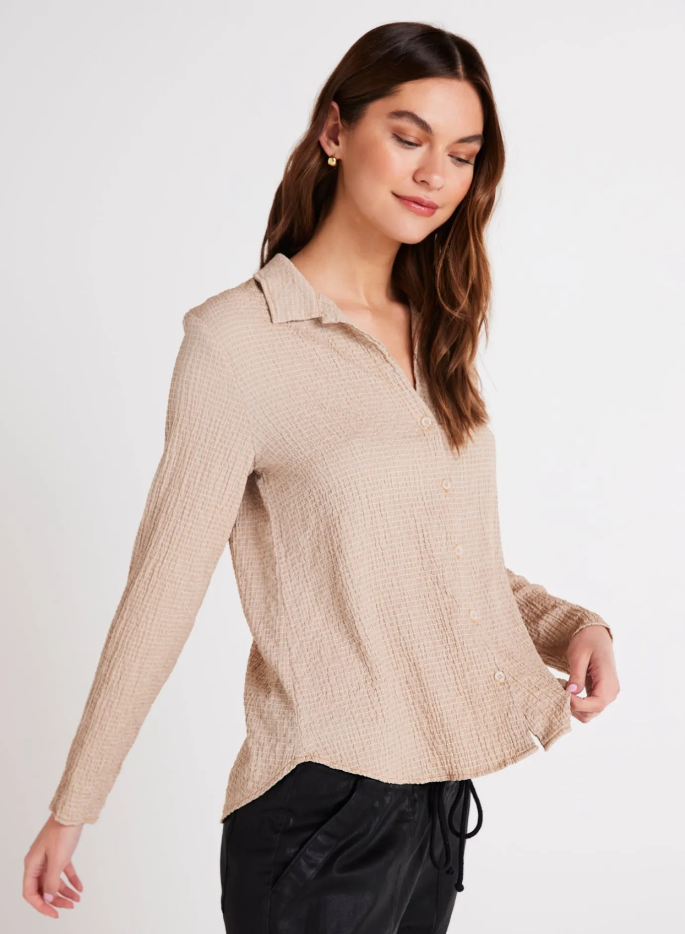 Bella Dahl Clean Button Front Shirt - Light Oak- Button Down