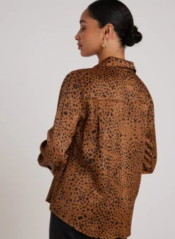 Bella Dahl Flowy Hem Button Down - Bronzed Maple- Long Sleeve