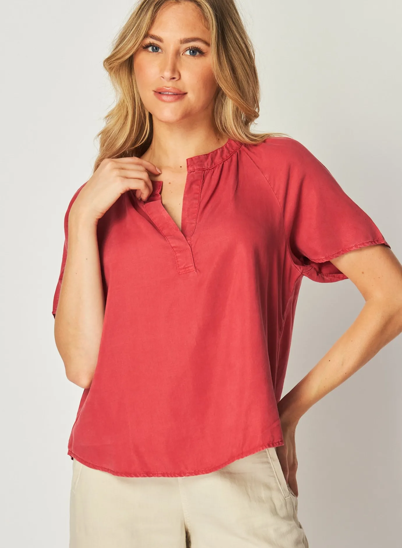 Bella Dahl Flowy Short Sleeve Pullover - Riviera Red- Short Sleeve