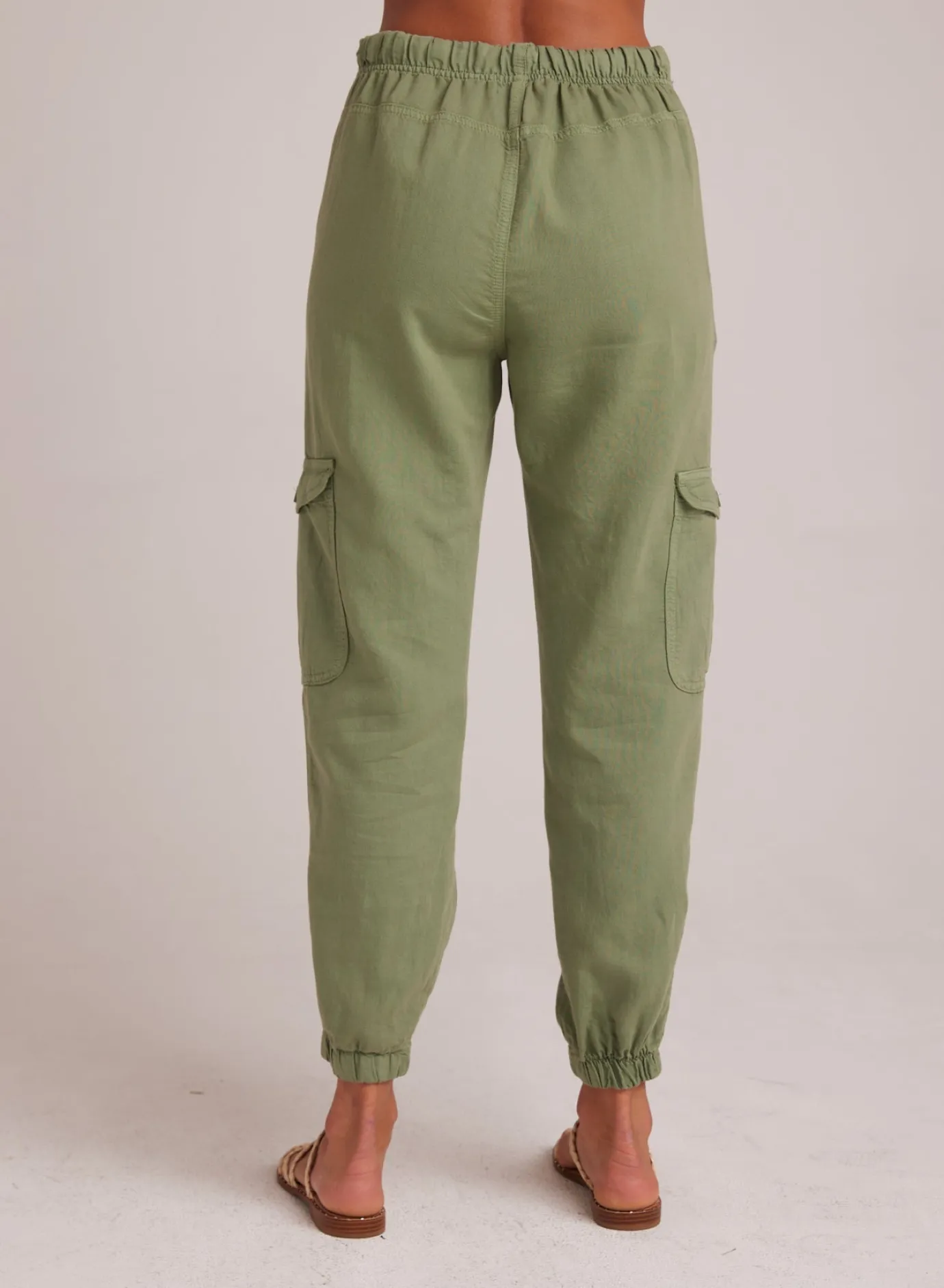Bella Dahl Isla Pleated Jogger - Lush Foliage- Joggers