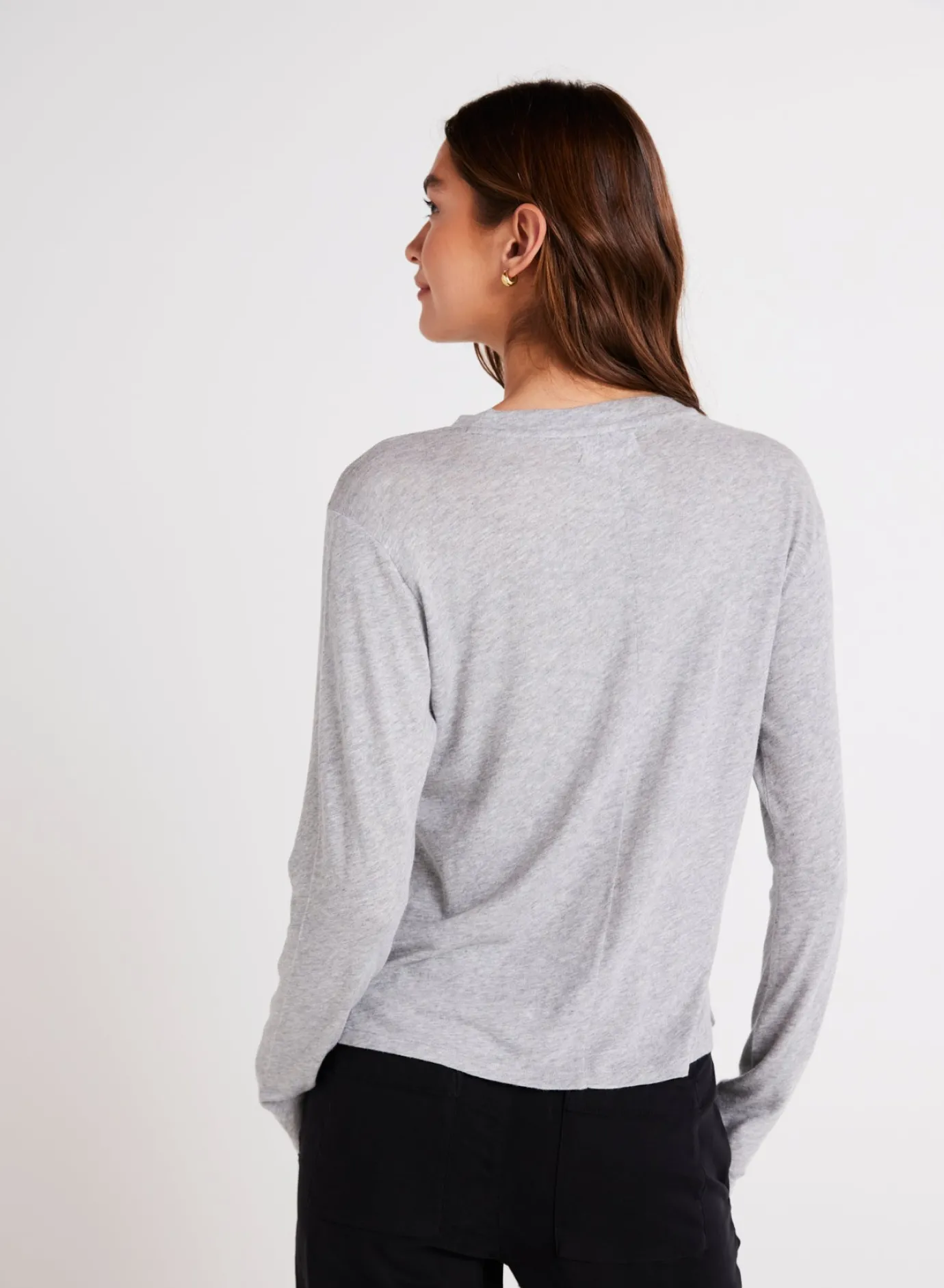 Bella Dahl Long Sleeve Crew Neck Tee - Heather Ash- Long Sleeve