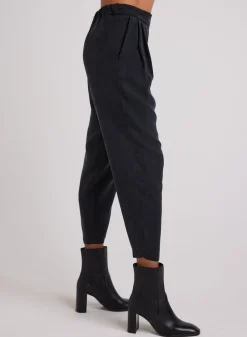 Bella Dahl Nico Clean Waist Slouchy Trouser - - Pants