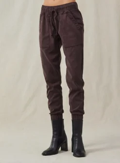 Bella Dahl Pocket Jogger - Chestnut Brown- Essentials Bottoms