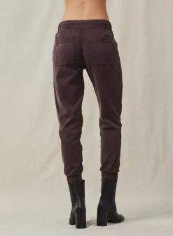 Bella Dahl Pocket Jogger - Chestnut Brown- Seasonal Essentials