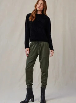 Bella Dahl Pocket Jogger - Italian Herb- Essentials Bottoms