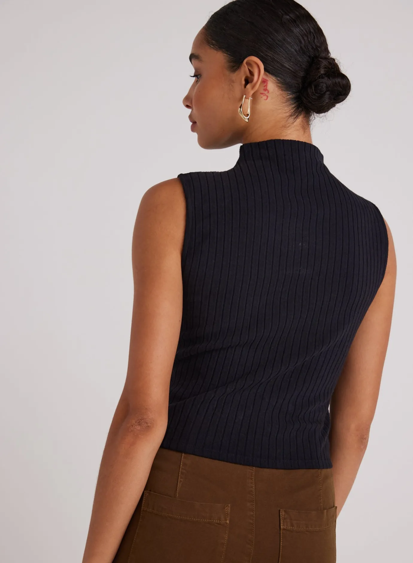 Bella Dahl Rib Mock Neck Top - - Sleeveless