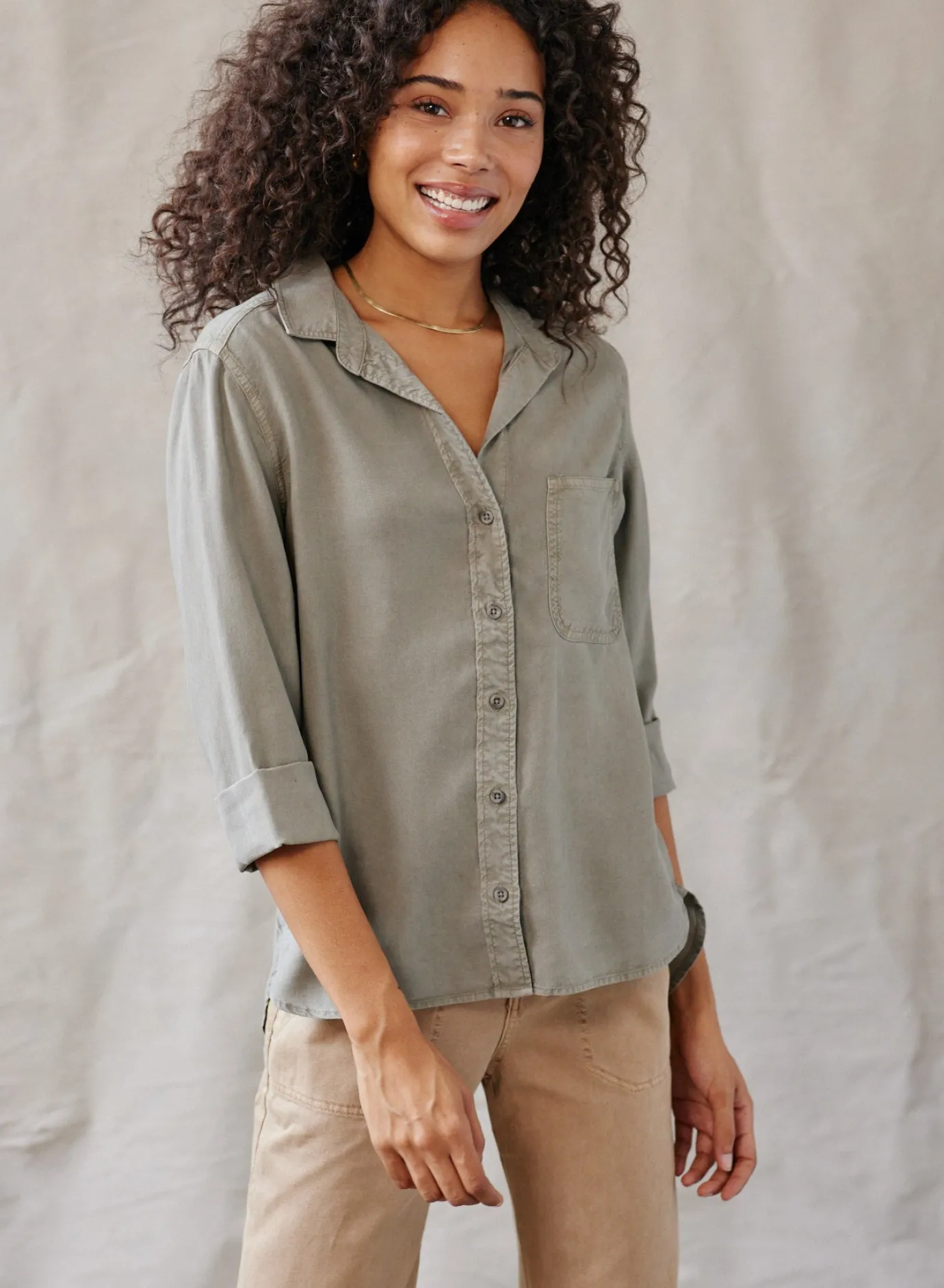 Bella Dahl Shirt Tail Button Down - Soft Army- Long Sleeve