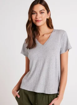 Bella Dahl Side Slit V-Neck Tee - Heather Ash- Short Sleeve