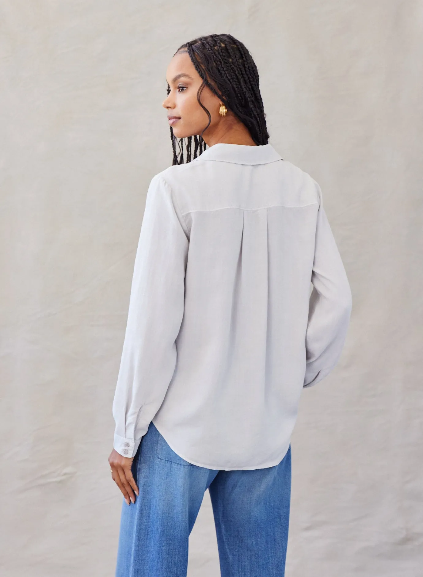 Bella Dahl Two Pocket Classic Button Down - Foggy Sky- Long Sleeve