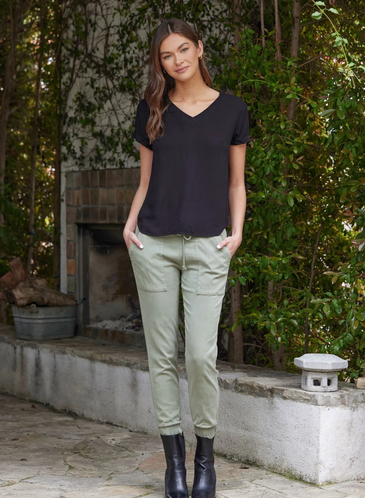 Bella Dahl V-Neck Tee - Vintage Black- Essentials Tops