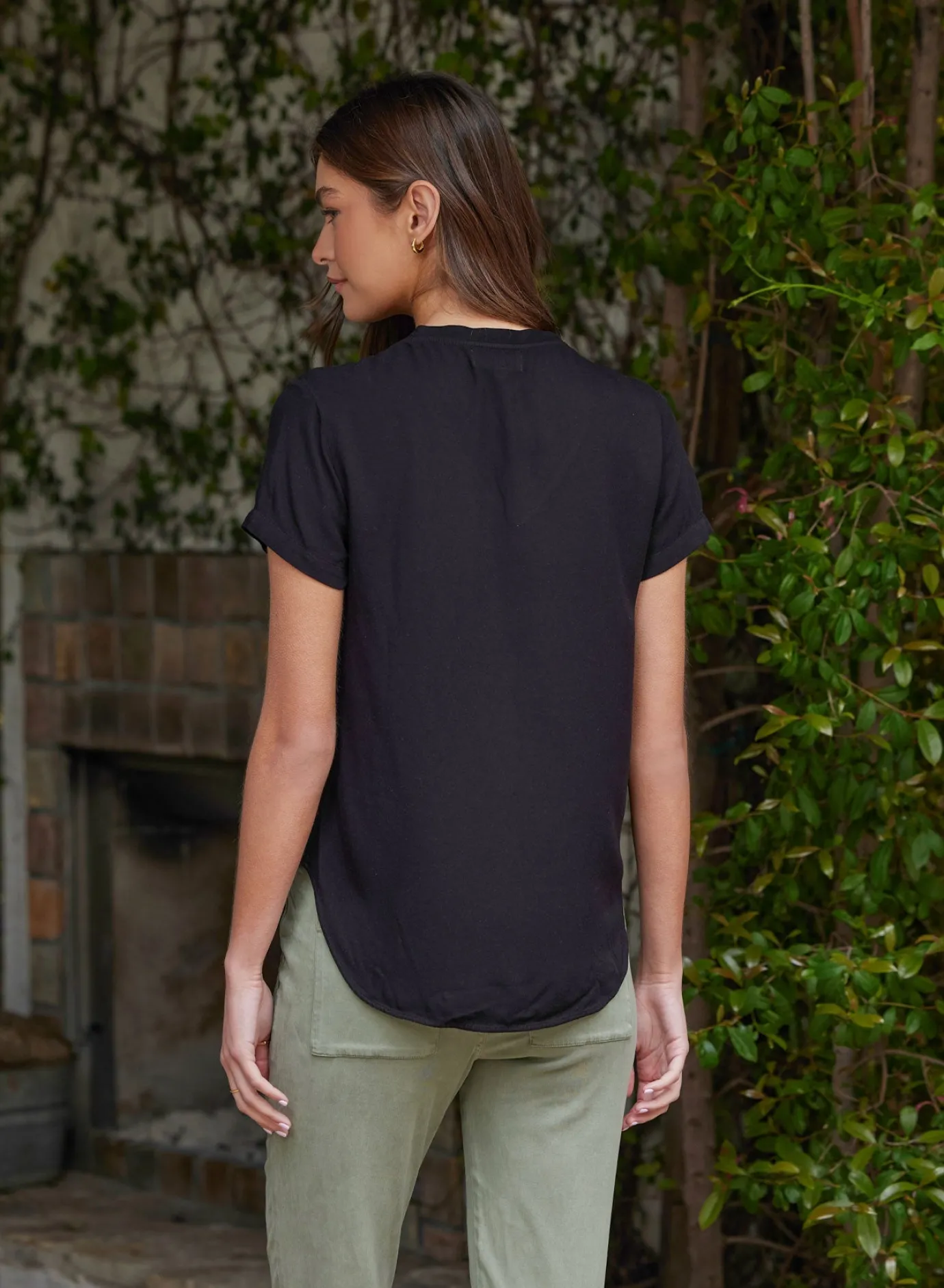 Bella Dahl V-Neck Tee - Vintage Black- T-Shirts